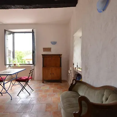 Apartman Studio De La Cheminee Et Studio De La Place